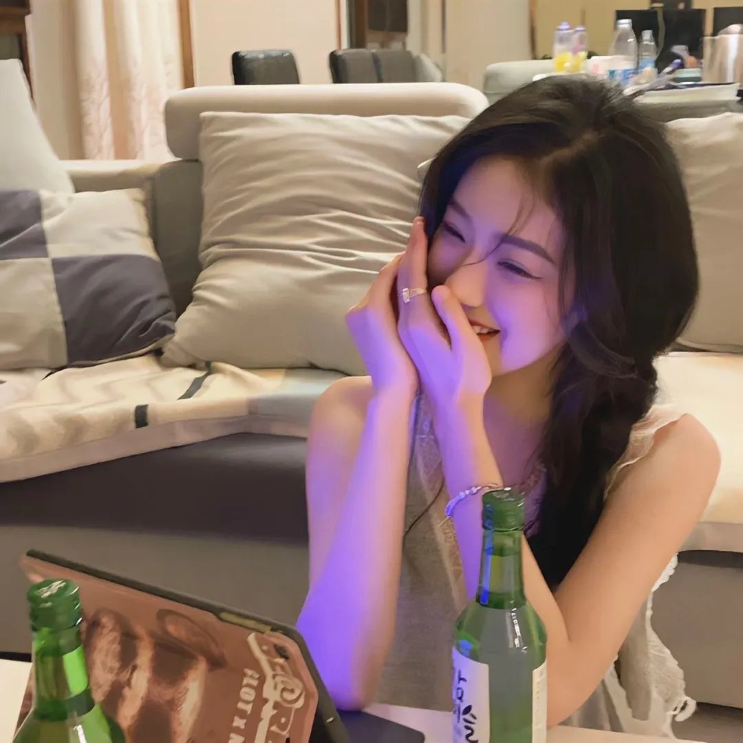 过气明星隐婚生子，长达一周内幕曝光，全网玩梗